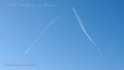 4/16/2012 San Diego 5:31pm - Another chem plane sprays a line segment intersecting the previous chemtrail at one end.
