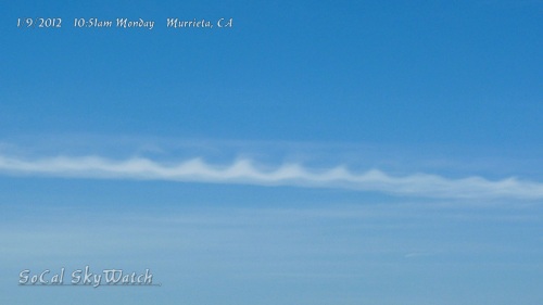1/9/2012 Murrieta 10:51am - "Ocean wave" patterns emerge in the chemtrail cloud.
